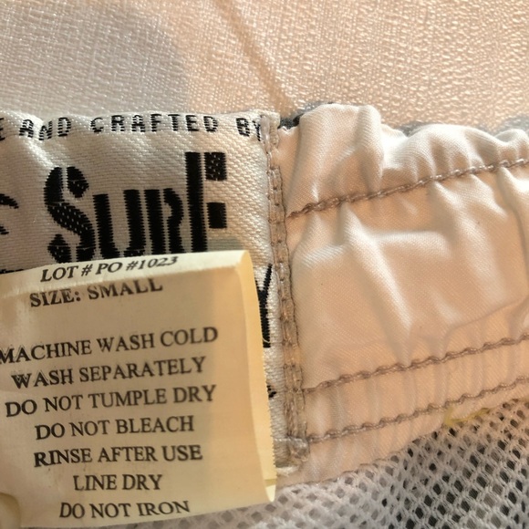 Surf Mentality Swim Trunks Size S - Picture 5 of 13